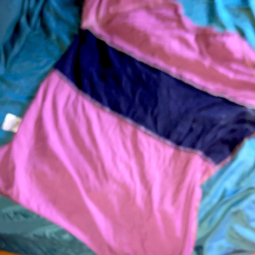 Midium size shirt with insane texture